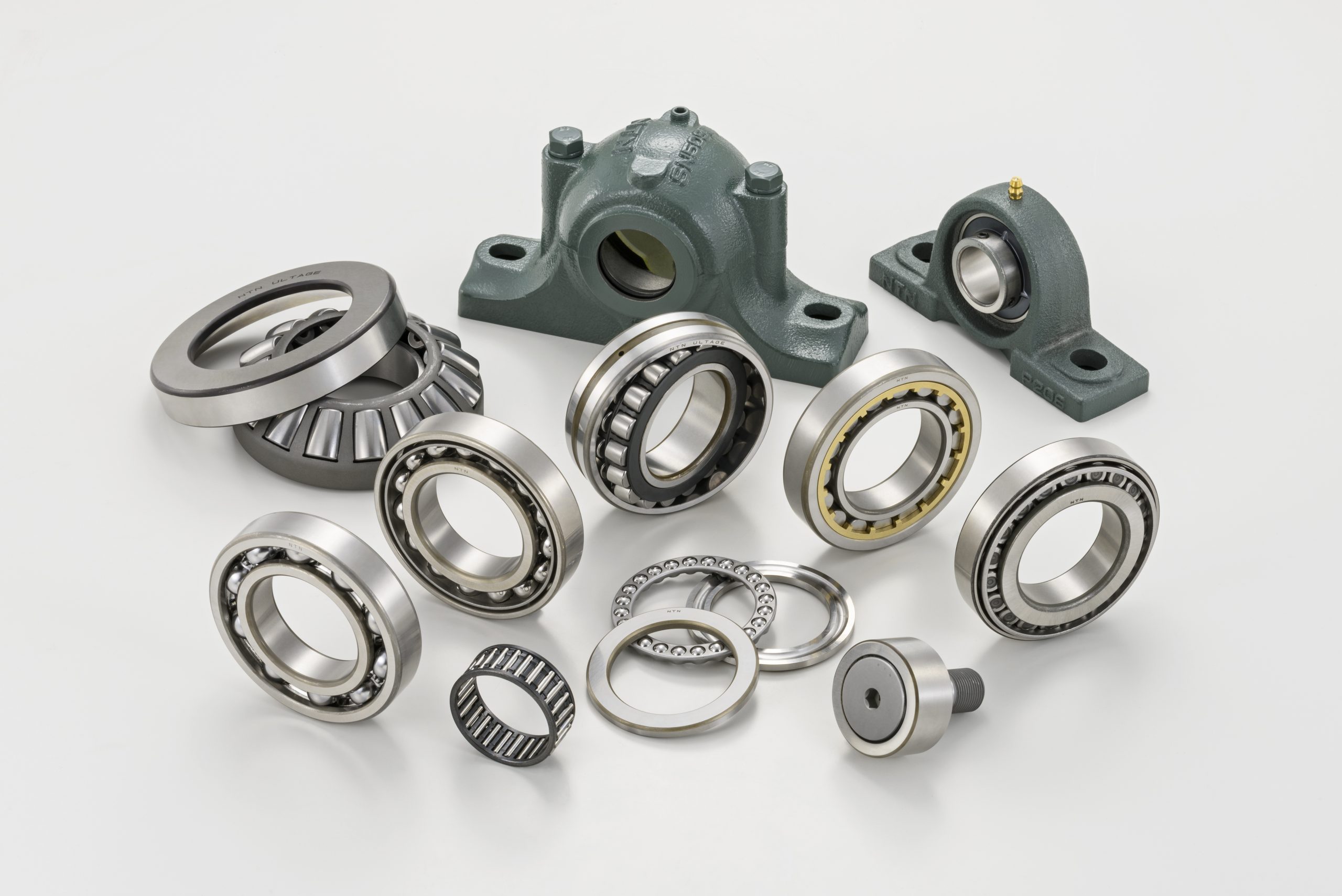 2-Nor0325_Ball-and-Roller-Bearings-4-1-1-scaled